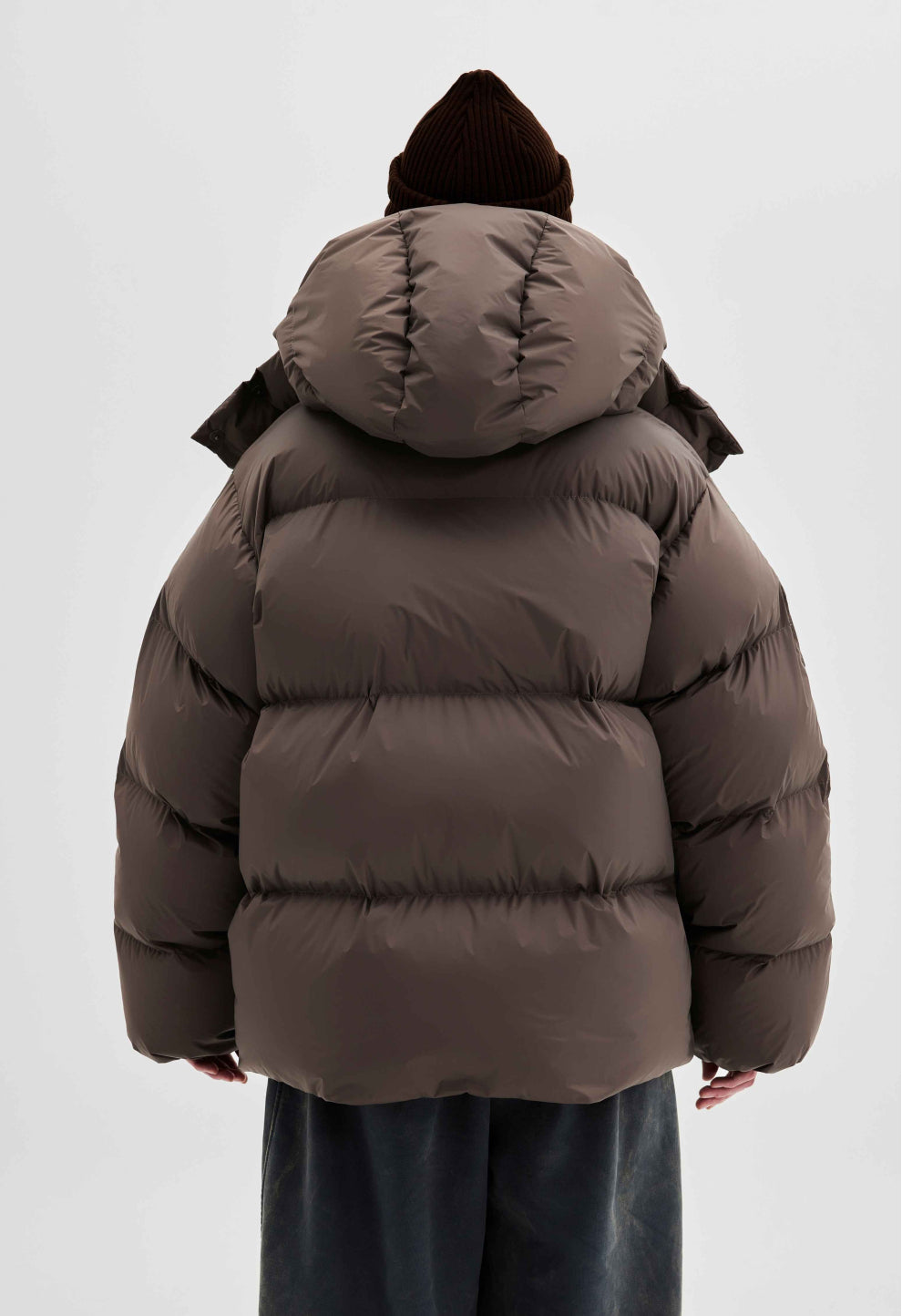 Oversized down jacket brown