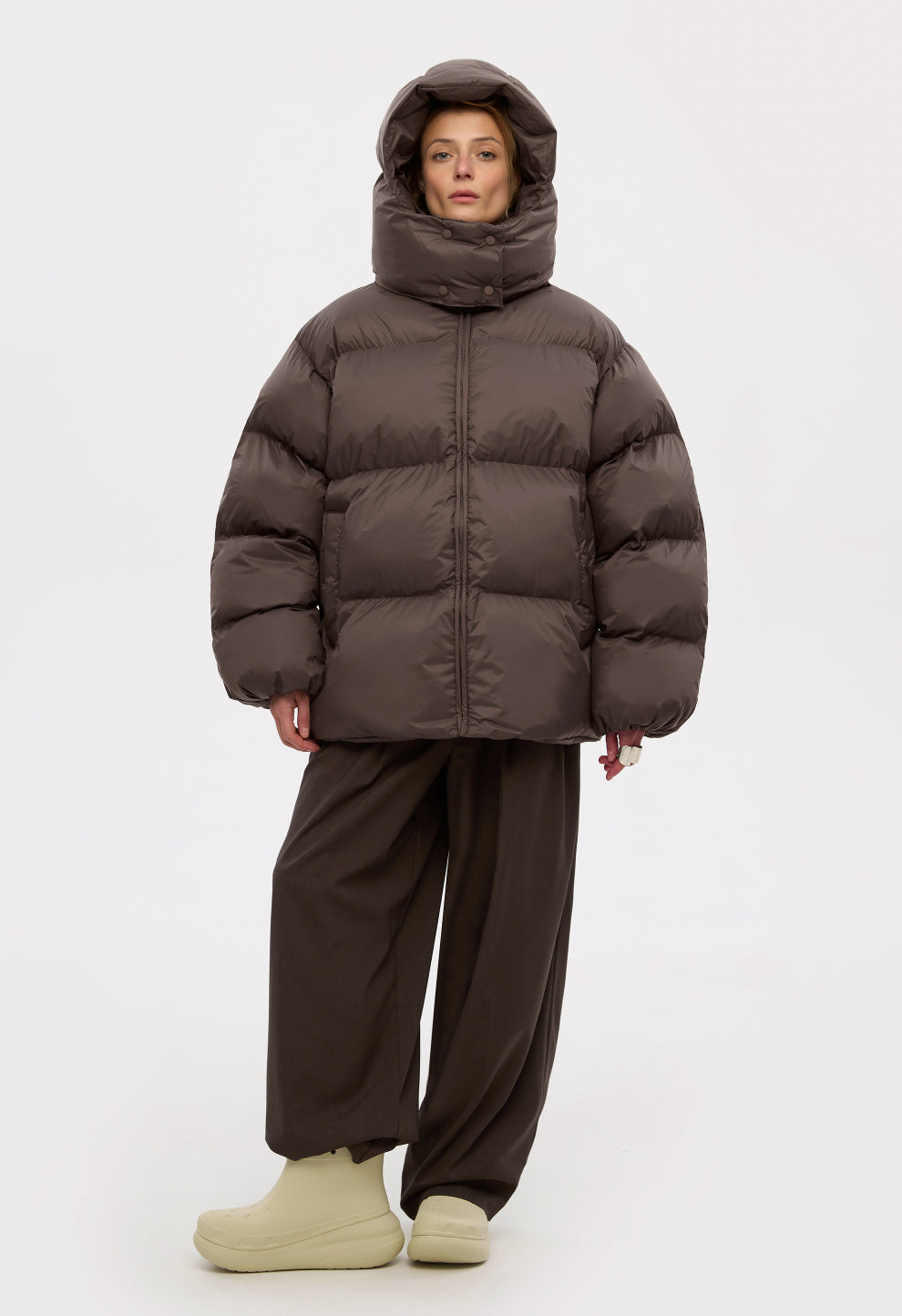 Oversized down jacket brown